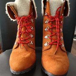 Rue21. Women's Liam Brown Faux Suede Heeled Boots Size 8.