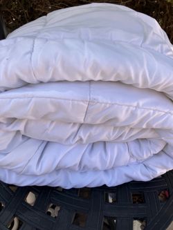 White Twin Thick Comforter by Superior