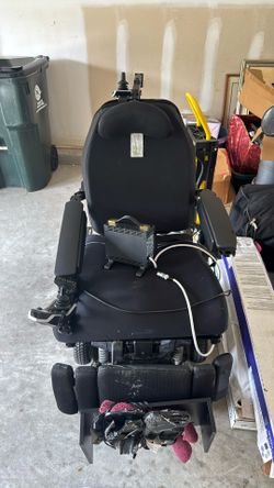 Quantum Motorized Wheelchair