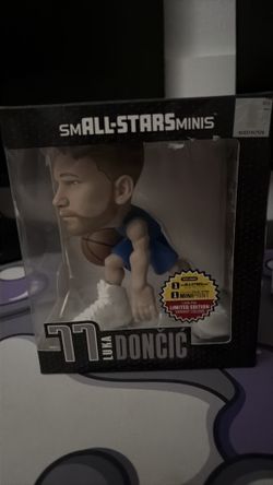 Luka doncic mavericks pop figure
