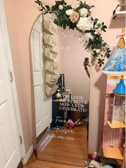 For sale: Wedding selfie mirror