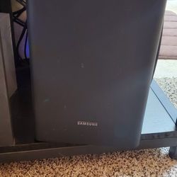 Samsung Soundbar And Base 
