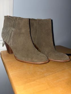 Olive Suede Heeled Ankle Boots with Tassel