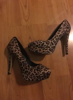 Cheetah heels size 6.5