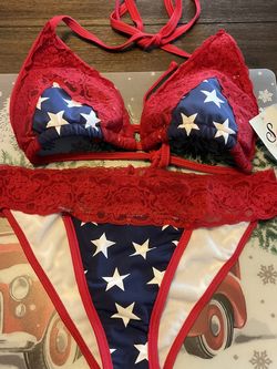 Bikini 👙 Size Lg $15 Panties Have Lace Top Bra Slightly Padded Pick Up In Fontana Panties Not That Stretchy