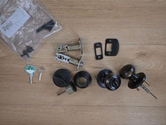 Front door lock set