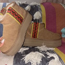 UGG Mini BRAID platform