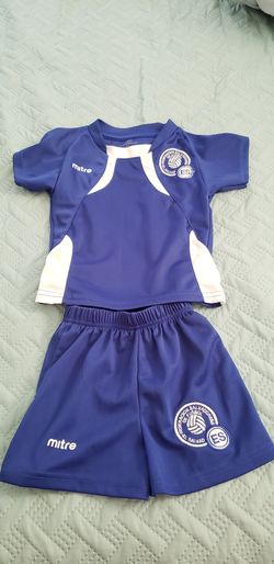 Trajecito para niño o niña size s