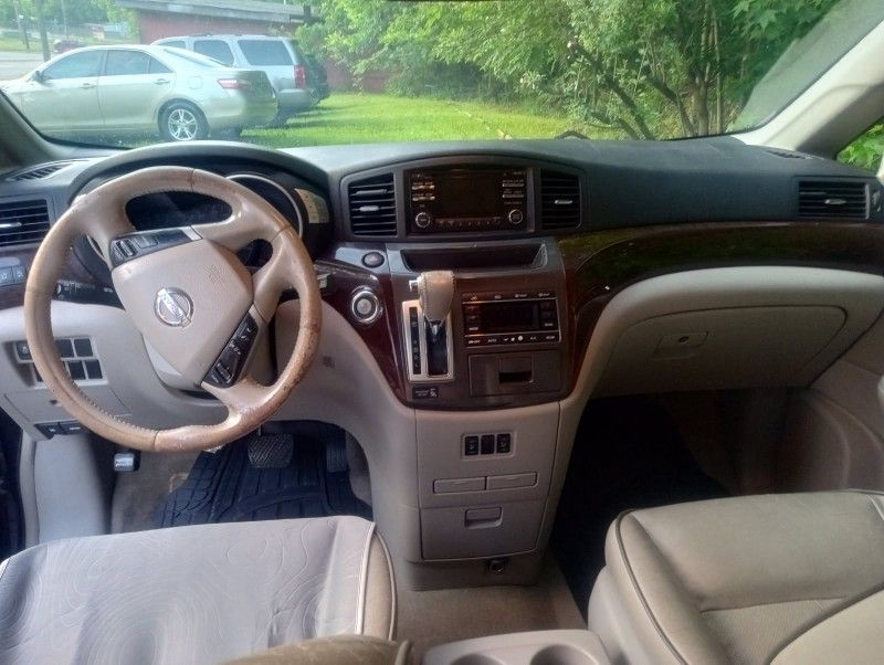 2013 Nissan Quest