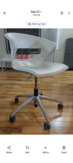 Gordon International Kreature Task Chair