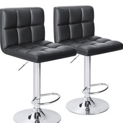 New inbox set of 2 bar stools