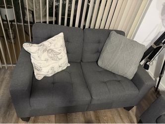 2 Piece Modern Sofa Loveseat Set, 4 Throw Pillows