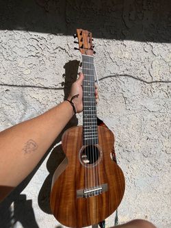 Carmel Travel Guitalele
