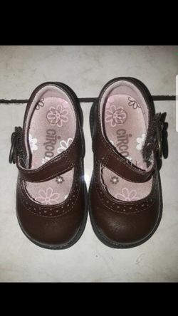 Girls size 5