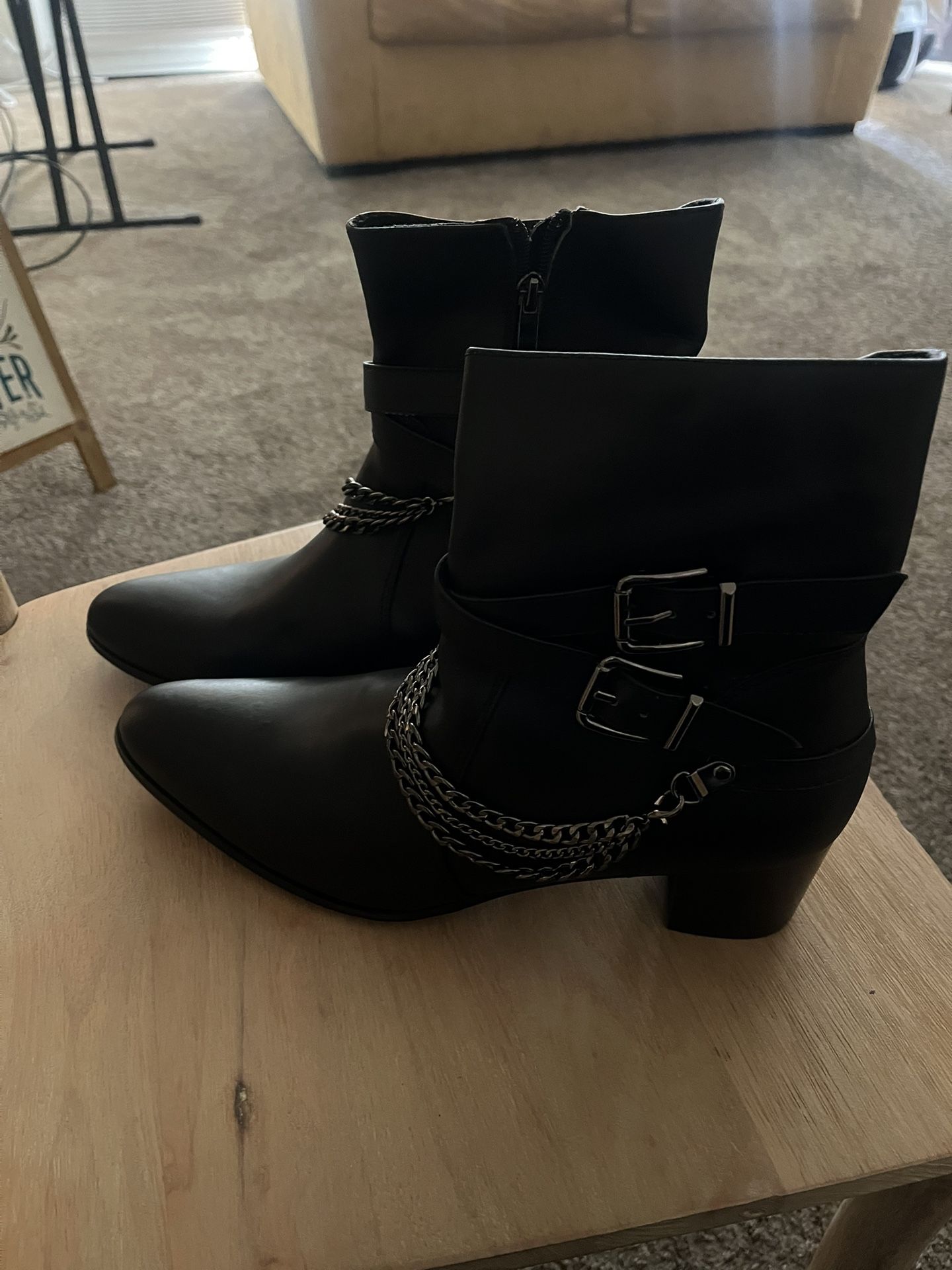 Aomi Black Leather Boots Men’s