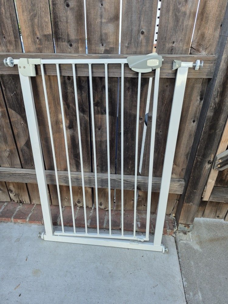 Pet/ Baby Gate