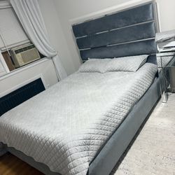 Queen Bed Frame And Queen Mattress