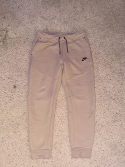 Nike Tech Fleece Jogger Pants size XL in kids