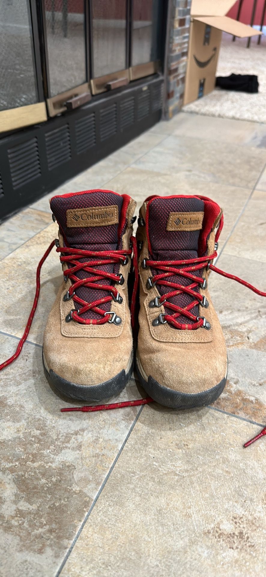 Columbia Womens Hiking Boots - Usa 7