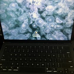 Mac Book Pro M2