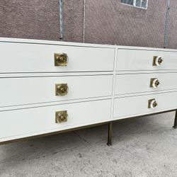PATIO LIVING SONDER LIVING DOUBLE WIDER SIX DRAWERS DRESSER CABINET CHEST OF DRAWERS.