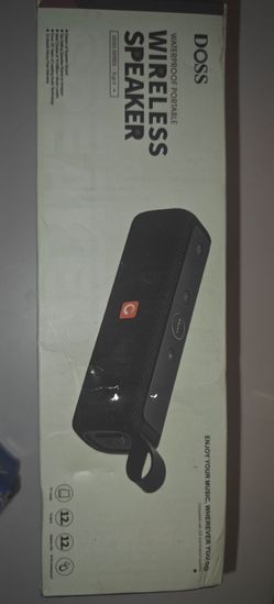 DOSS Waterproof Portable Bluetooth Speaker – E601 Series – New In Box