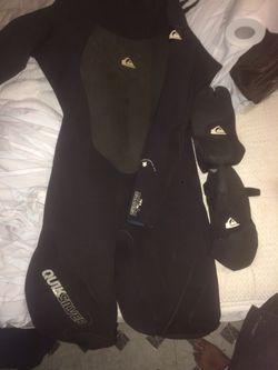Quicksilver wet suit