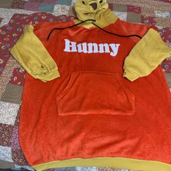 Winnie The Pooh 2XL Pullover Hoodie . Small Damage Look At Pics $35