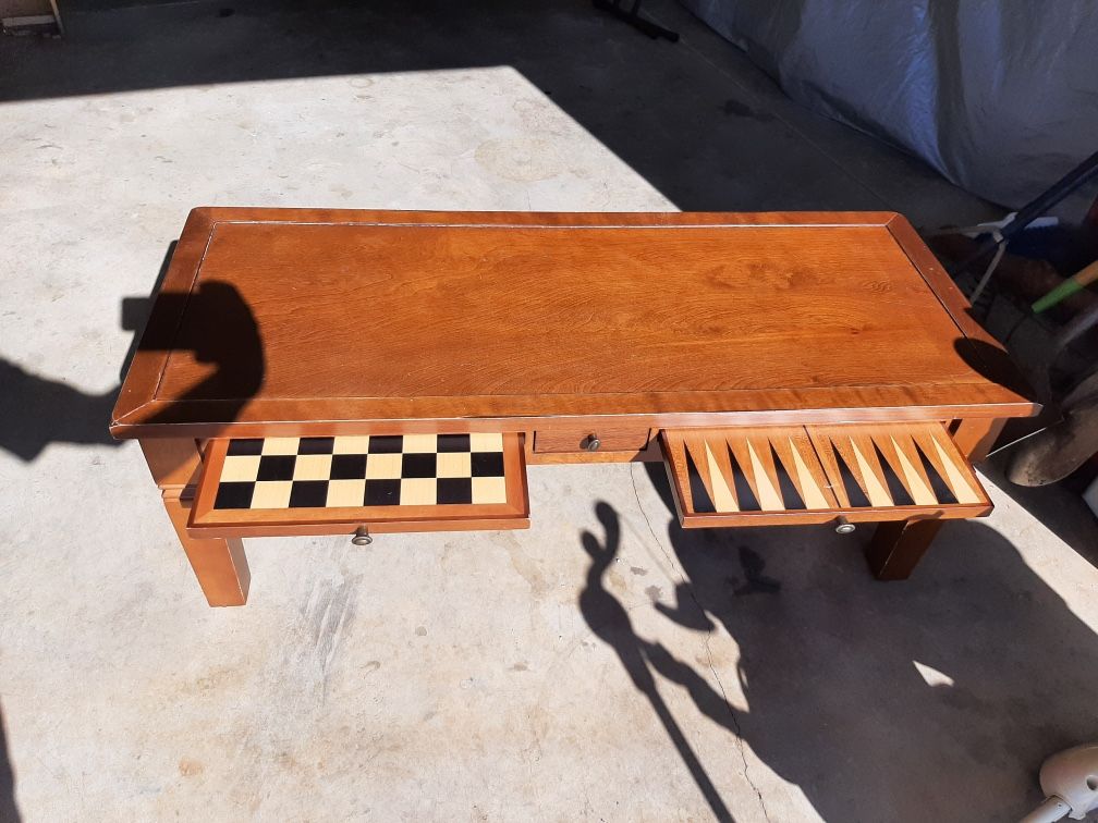 Table With Pull Out Game Board For Backgammon And Chess
