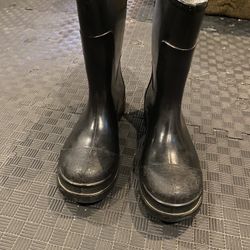 Rain boots