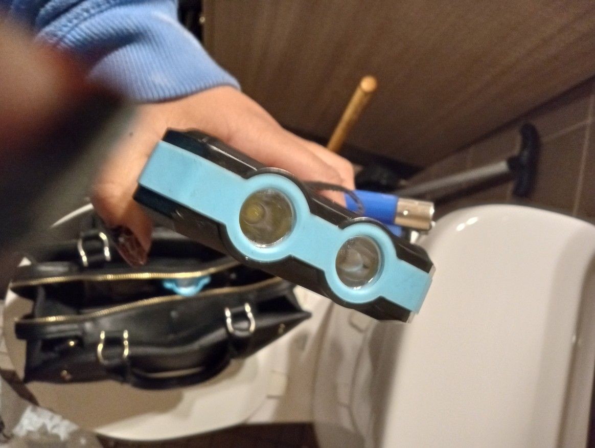 Battery Pack With Flash Light 