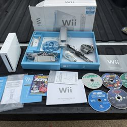 Nintendo Wii Video Game System RVL-001 Console In Box W/ 6 Games Cords Manuel   The BOXED Nintendo Wii Video Game System RVL-001 Console Bundle is a c