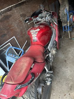 2002 Kawasaki Ninja 900 R