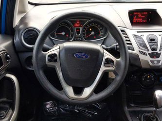 2013 Ford Fiesta Thumbnail