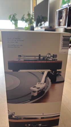 House of Marley EM-JT002-SBX record player