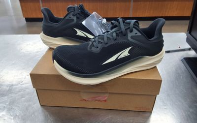 Altra Torin 8 Size 10