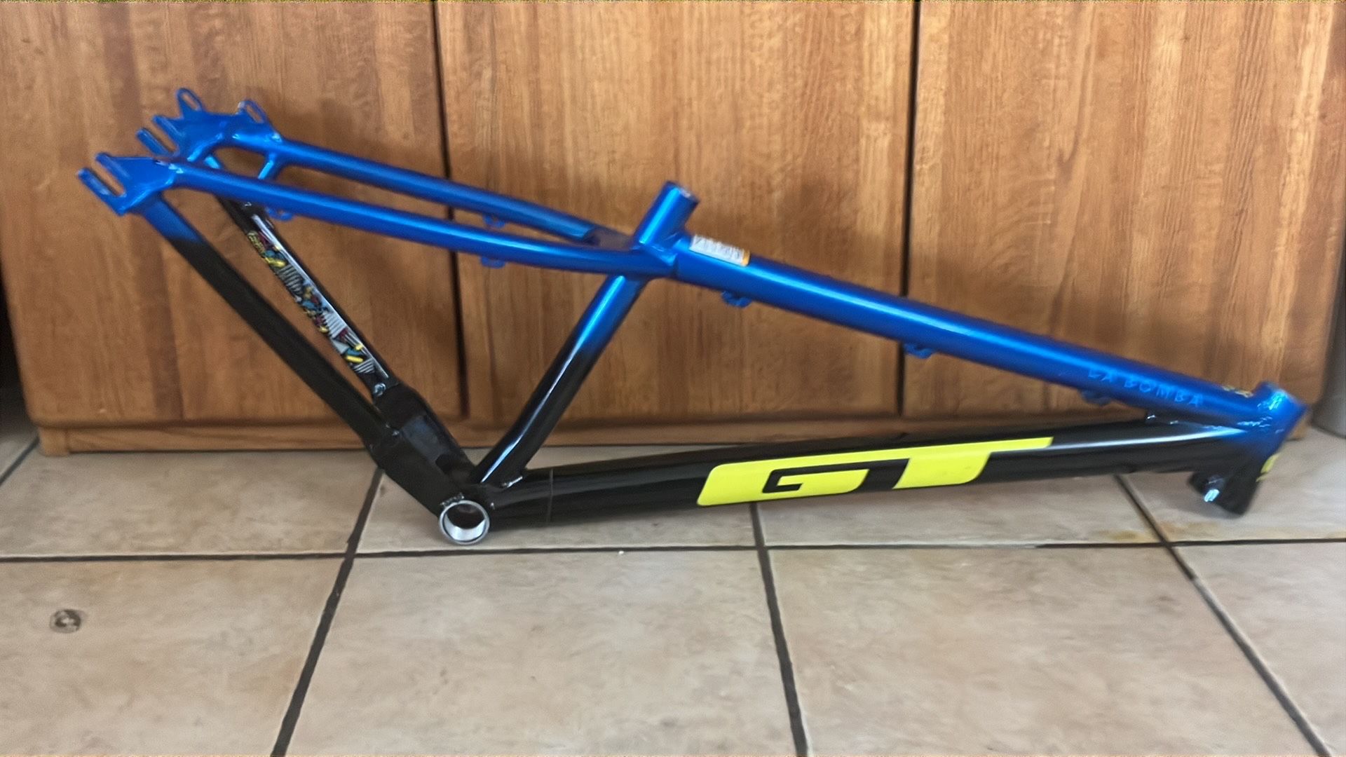GT La Bomba 24” Dirt Jumper Frame