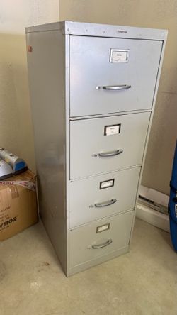 Heavy duty filing cabinet with folders and hanging frames