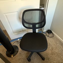 Black Mesh Office Chair