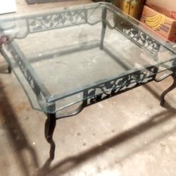 Glass Top Large Coffee Table In Great Condition