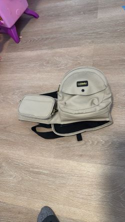 Cream Tushbaby Hip Carrier + Crossbody Strap – Excellent Condition