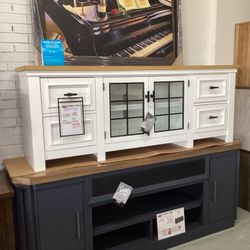 Ashbryn 74" TV Stand