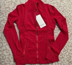 Lululemon ❤️ Red jacket $55 **READ DESCRIPTION**