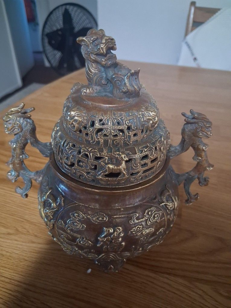 Gran incensario chino. S.XX Gran incensario chino