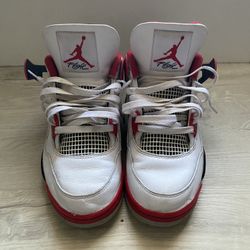Jordan 4 fire red