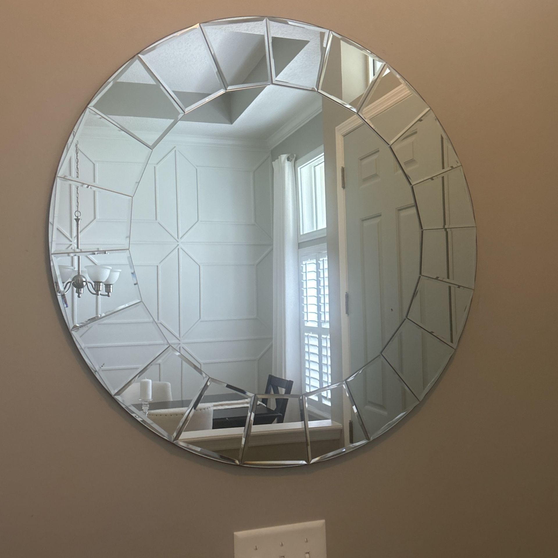Round Mirror