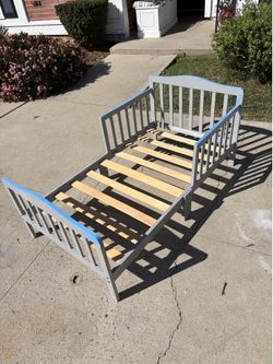 Toddler Bed frame