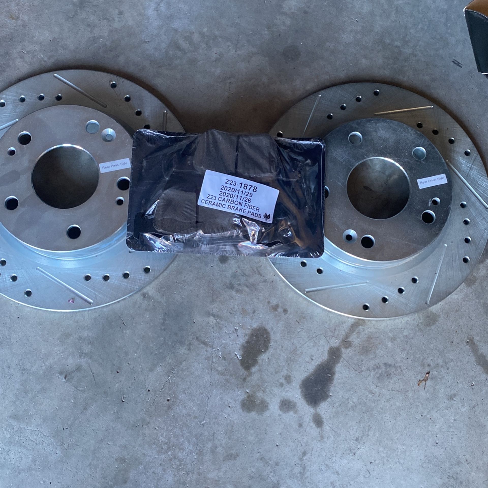 2017 Honda Civic Sedan Rear Brakes pads and rotors