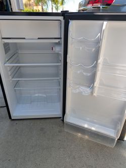 Small refrigerator great condition