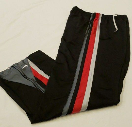 Nike Sweatpants-Black w/ Red & Gray stripes size: YouthXL (18-20)